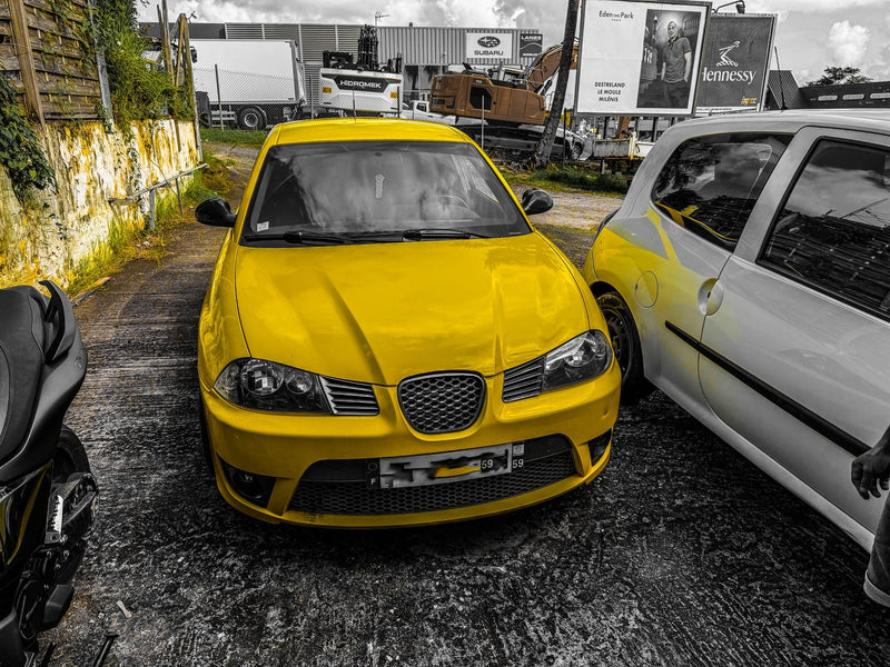 Calandre Nid d’Abeilles – Seat Ibiza 6L (2002–2008) SPARTAFAB - KARIBPARTS