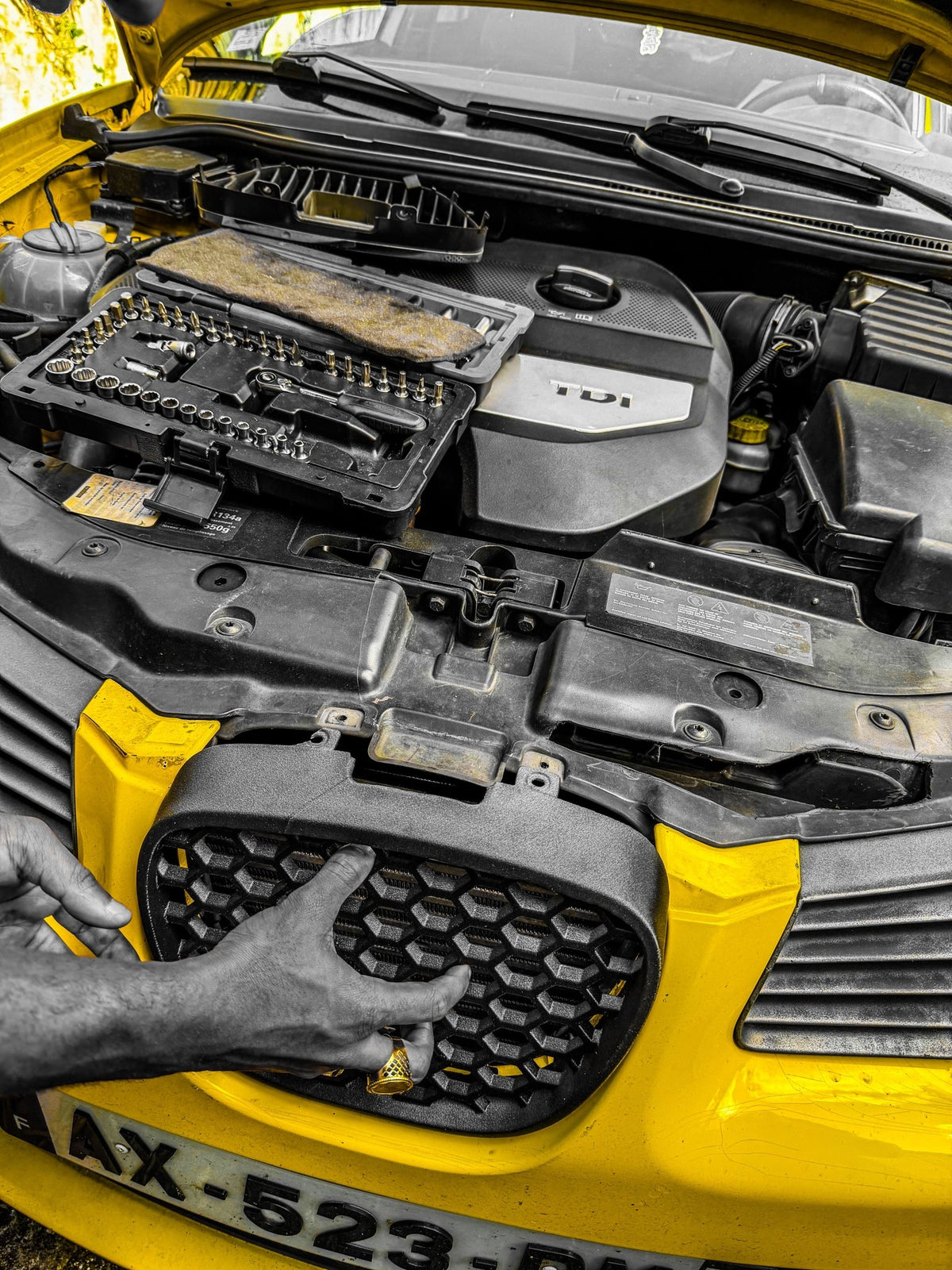 Calandre Nid d’Abeilles – Seat Ibiza 6L (2002–2008) SPARTAFAB - KARIBPARTS