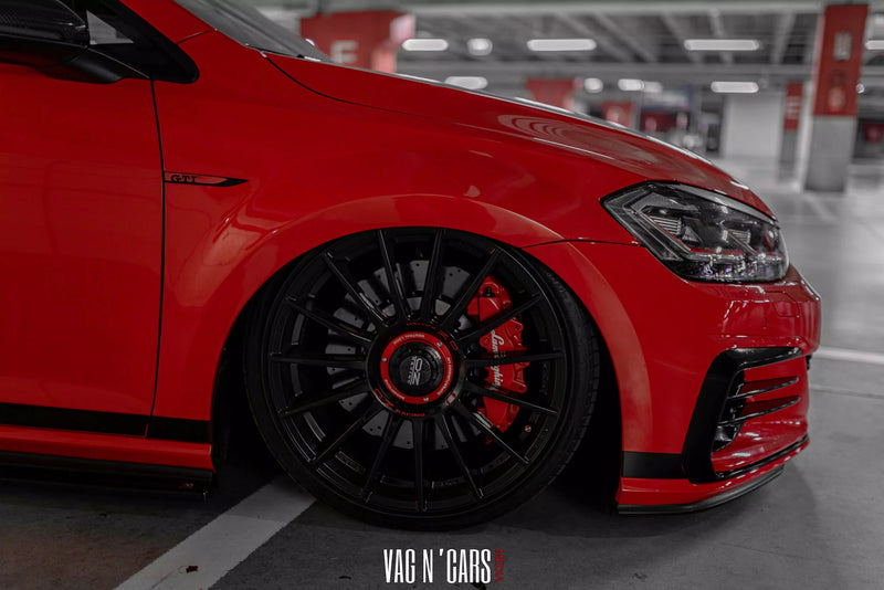 OZ Superturismo Evoluzione 19x8.5" 5x112 ET38, Noir Brillant OZ RACING - KARIBPARTS