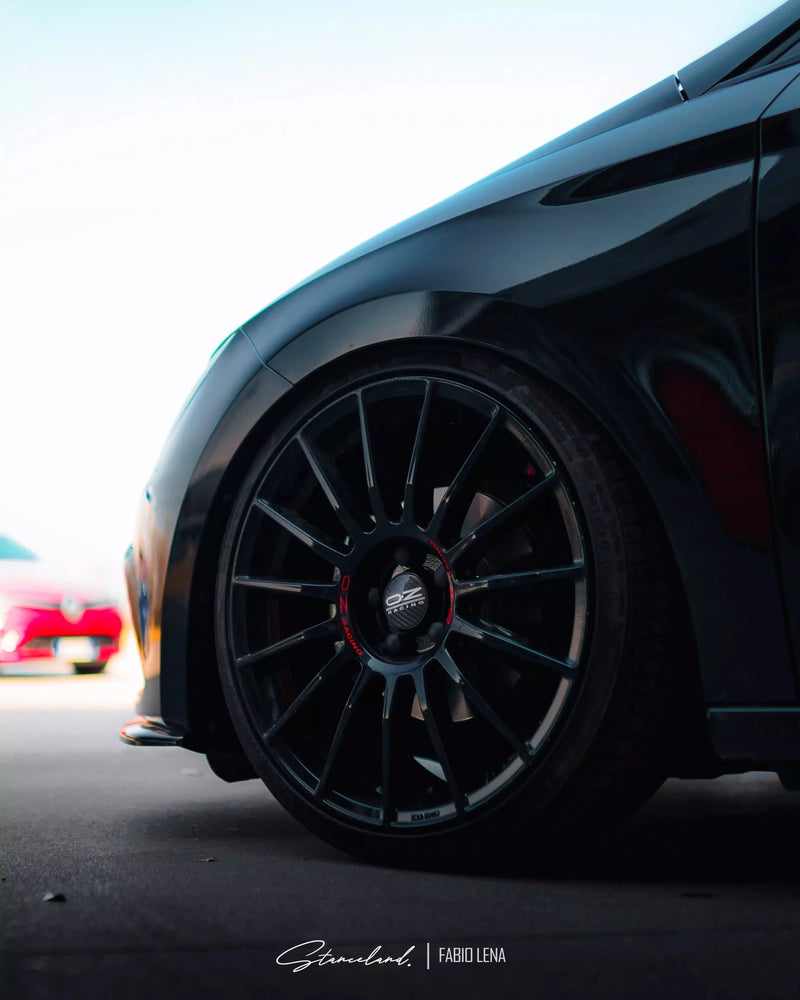 OZ Superturismo Evoluzione 19x8.5" 5x112 ET38, Noir Brillant OZ RACING - KARIBPARTS