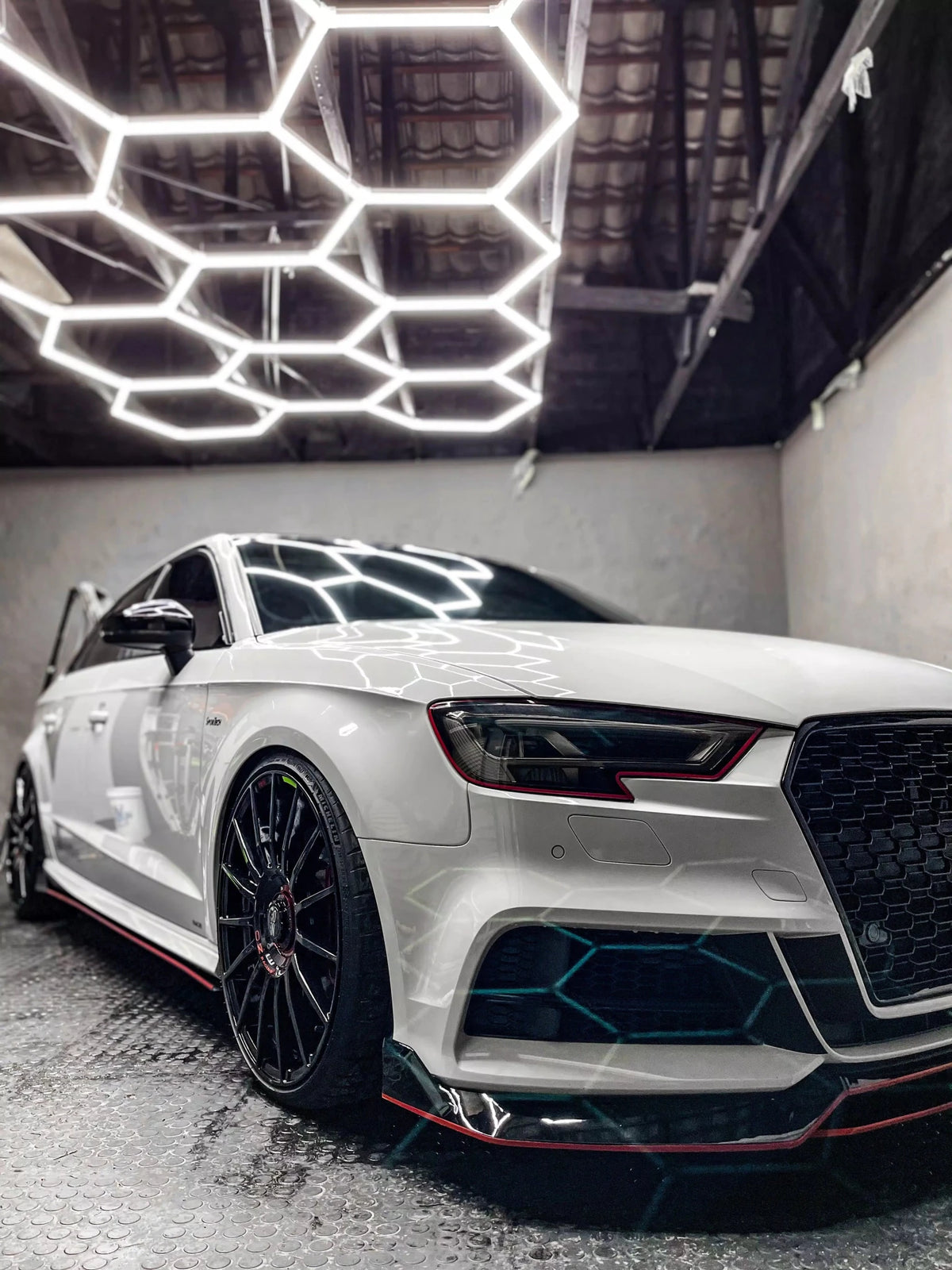 OZ Superturismo Evoluzione 19x8.5" 5x112 ET38, Noir Brillant OZ RACING - KARIBPARTS