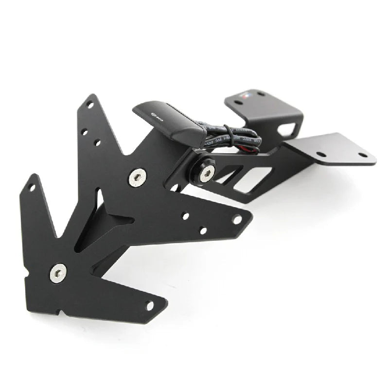 SUPPORT DE PLAQUE TMAX 530 2017-2018 - KARIBPARTS