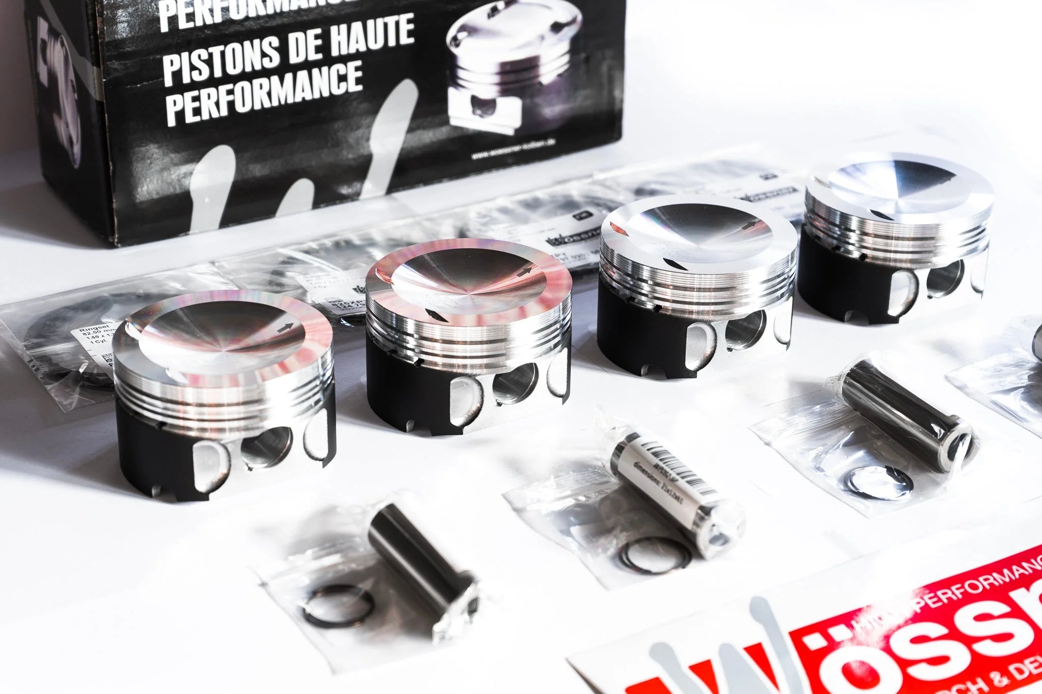 Pistons Forgés Wossner pour Moteurs VW 2.0 TFSI EA113 ; 2.0 TSI EA888 GEN 1 et 2