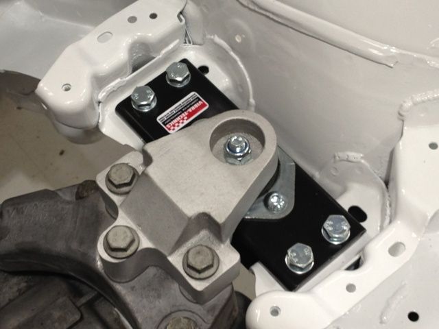Support de Transmission Route Vibratechnics pour Golf, Jetta MK5/6, Audi TT MK2 (8J), Audi A3 (8P) , Octavia MK2 (1Z) (2.0) 4&6 cyl incluant DSG - KARIBPARTS